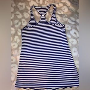 Lulu Lemon tank. Minimal piling Used condition. *Not sure on style/size* 8 or 10